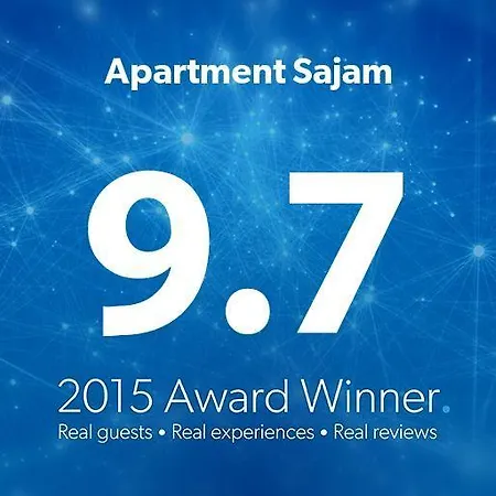 Sajam Hotel 3*